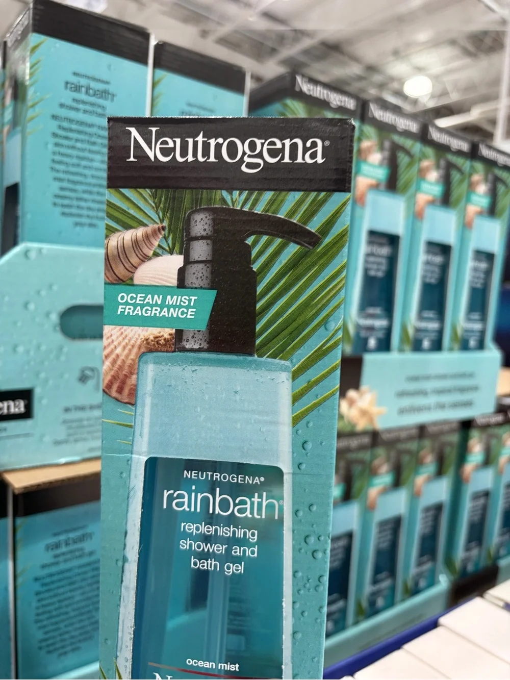 New 40 fl oz Neutrogena Rain Bath Shower & Bath Gel Ocean Mist